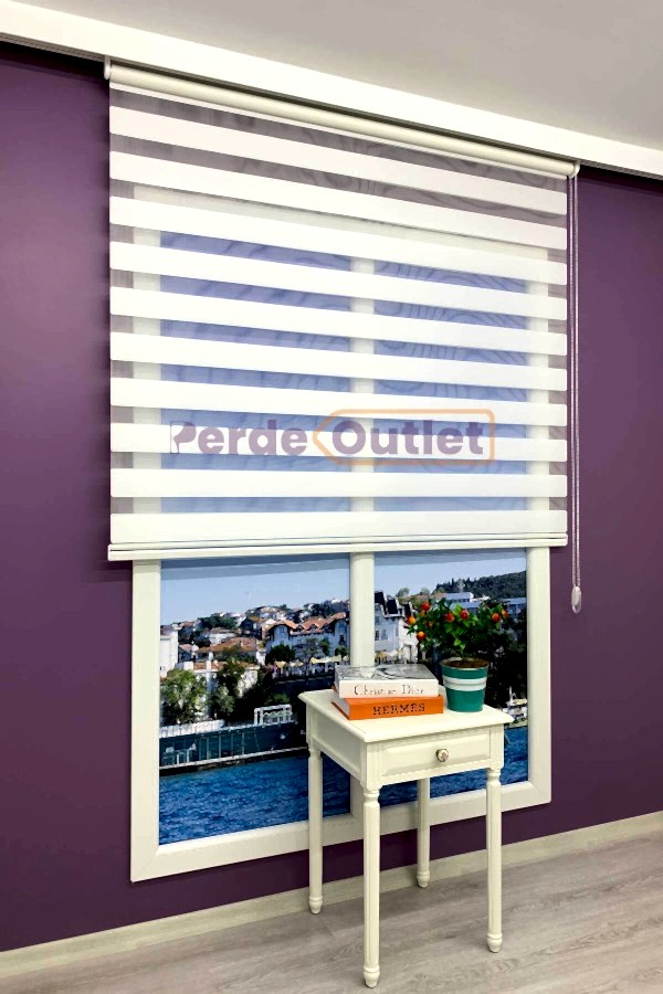 Beyaz Düz Zebra Perde